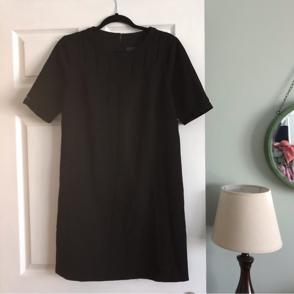 Adrianna Papell Black sheath dress in size 8
